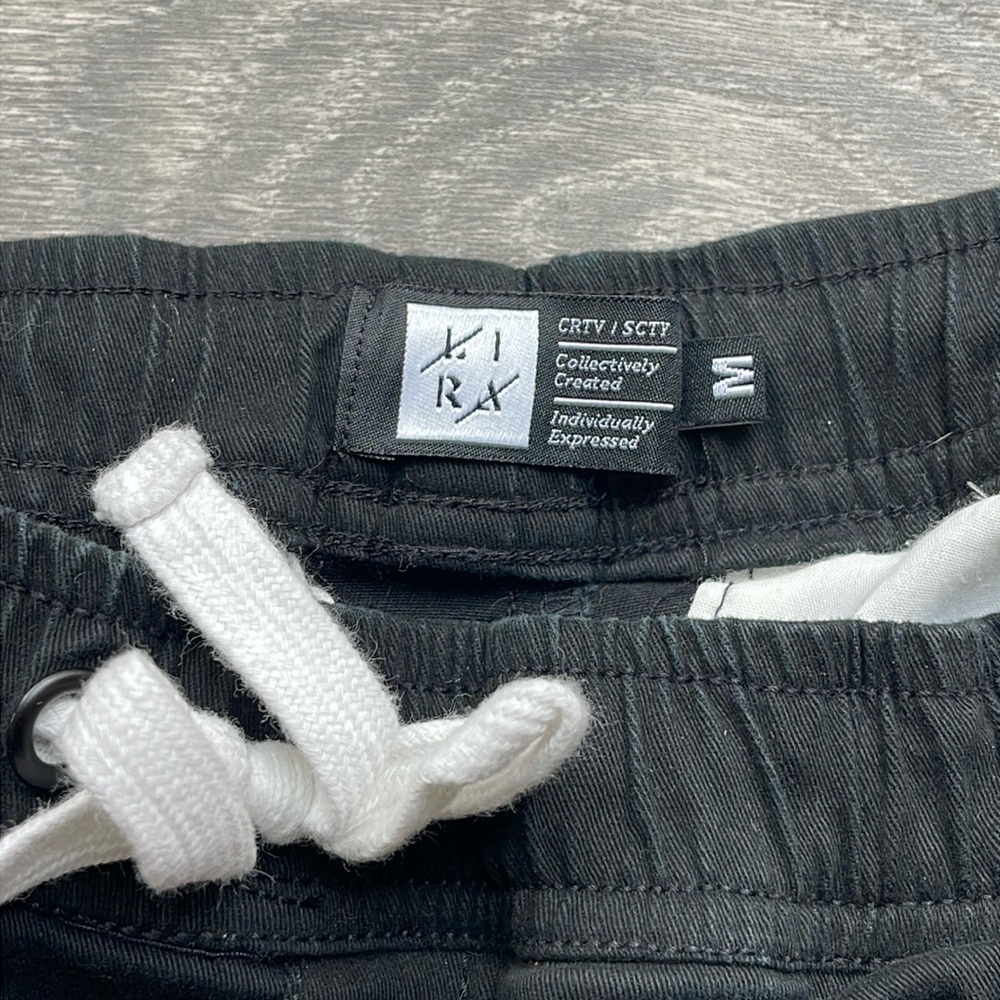 Lira Shorts, black - Picture 2 of 5